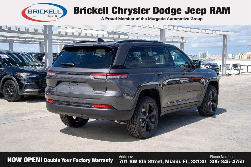 new 2025 Jeep Grand Cherokee car, priced at $46,583
