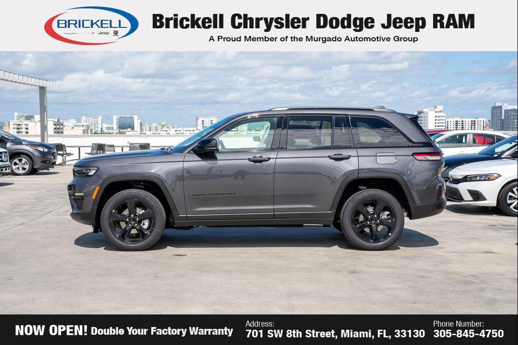 new 2025 Jeep Grand Cherokee car, priced at $46,583