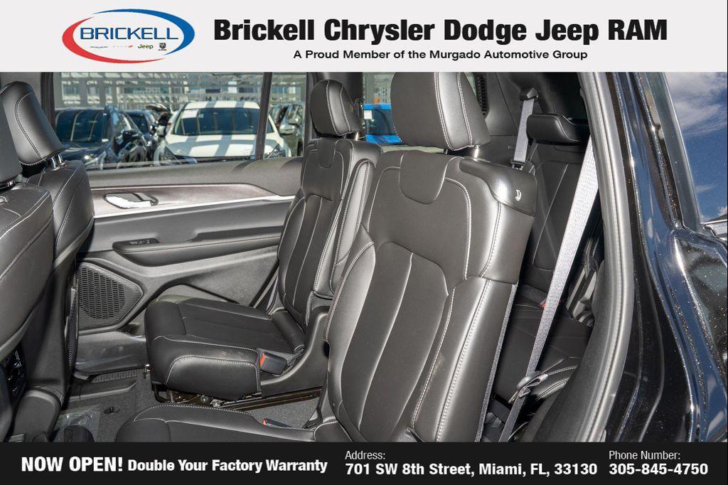 new 2025 Jeep Grand Cherokee L car, priced at $40,077