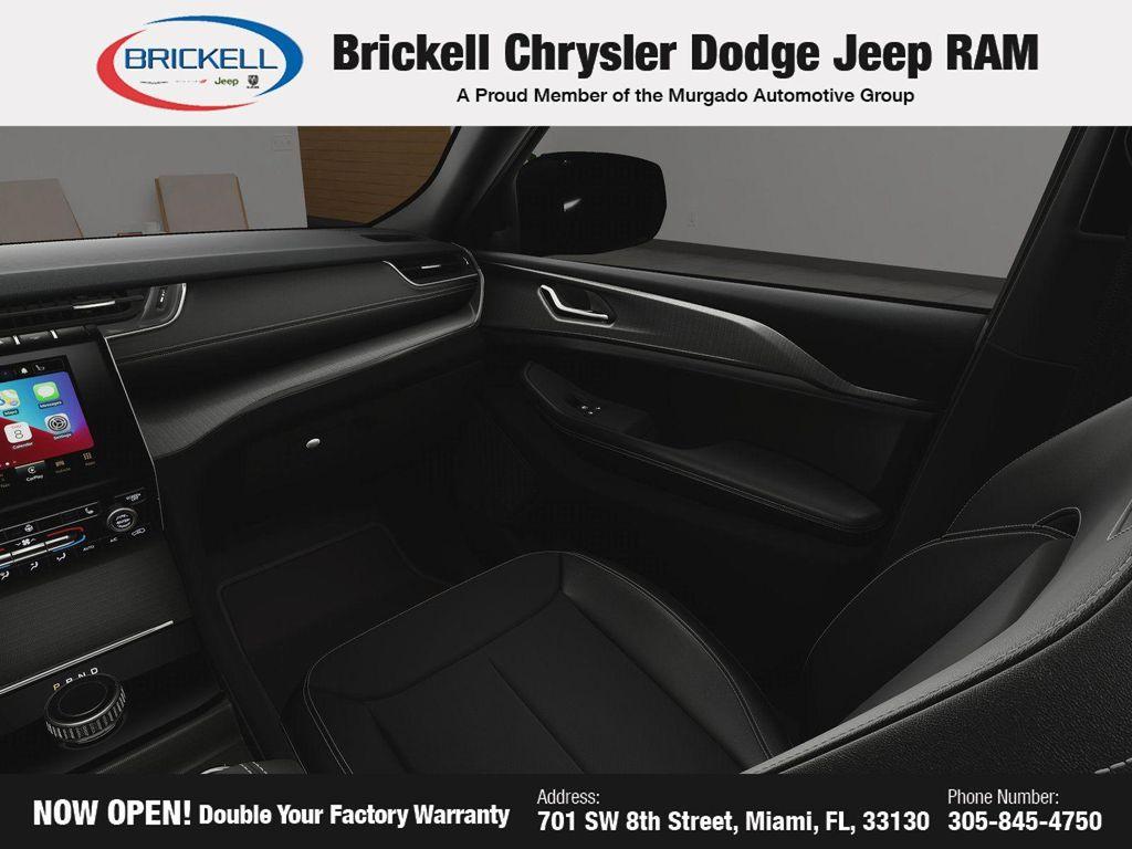 new 2025 Jeep Grand Cherokee car, priced at $38,748