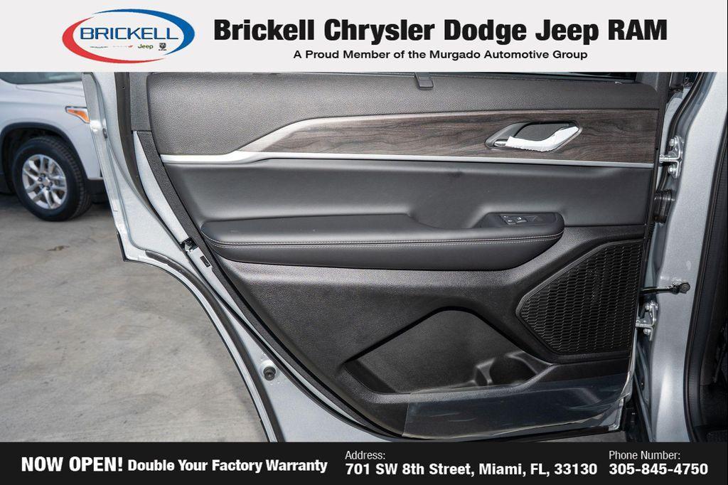 new 2025 Jeep Grand Cherokee L car, priced at $51,266