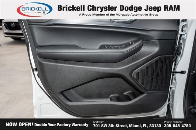 new 2025 Jeep Grand Cherokee car, priced at $31,335