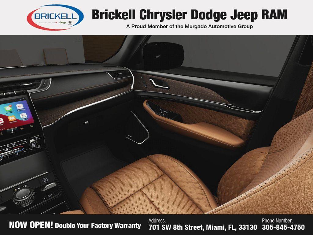 new 2025 Jeep Grand Cherokee car, priced at $55,523