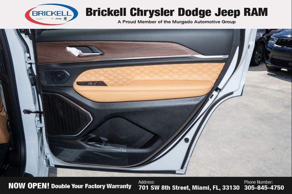 new 2025 Jeep Grand Cherokee L car, priced at $56,822