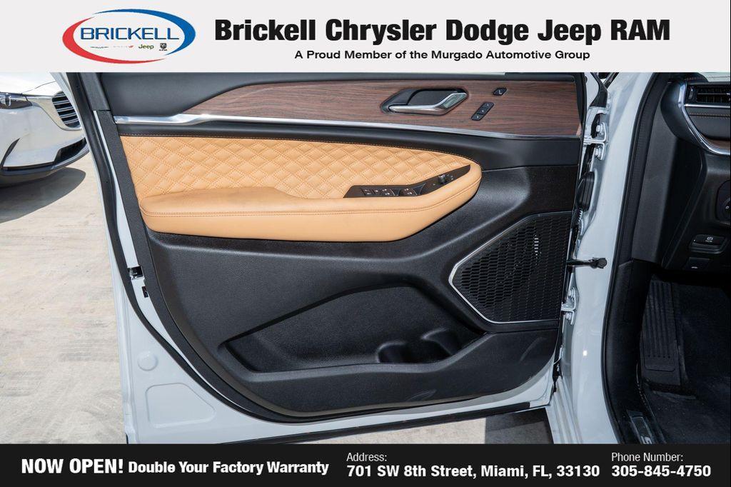 new 2025 Jeep Grand Cherokee L car, priced at $56,822