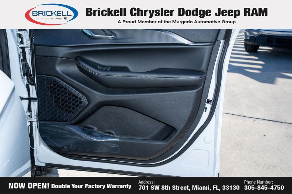 new 2025 Jeep Grand Cherokee L car, priced at $42,132