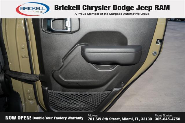 new 2025 Jeep Wrangler car, priced at $45,061