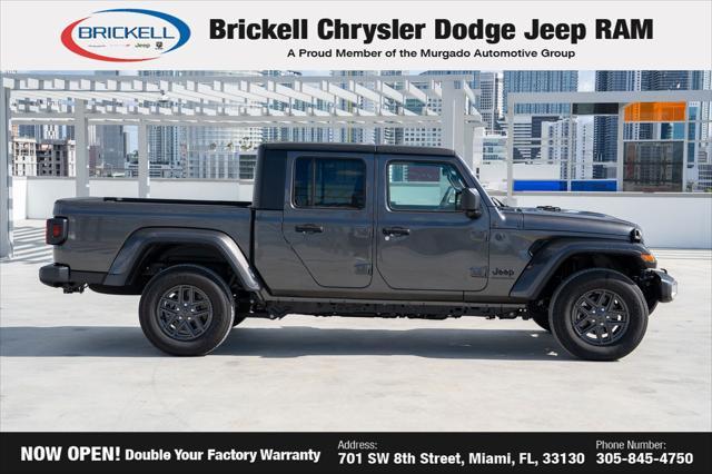 new 2024 Jeep Gladiator car, priced at $43,869