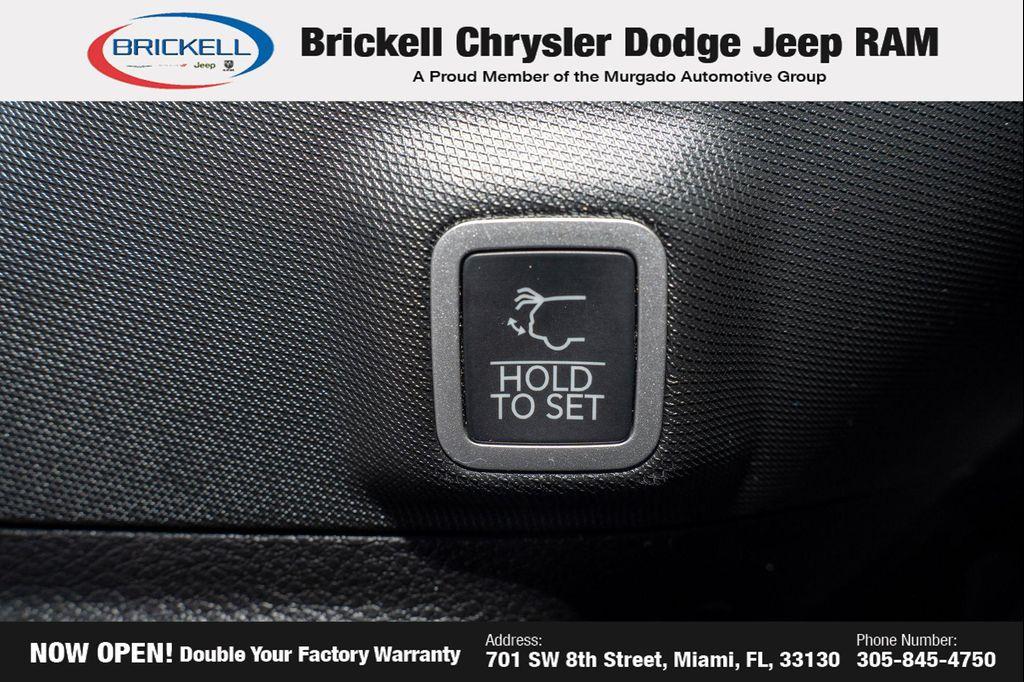 new 2025 Jeep Grand Cherokee car, priced at $43,833