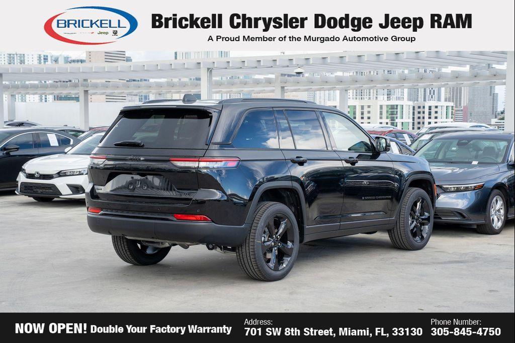 new 2025 Jeep Grand Cherokee car, priced at $43,833