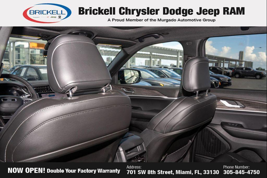 new 2025 Jeep Grand Cherokee car, priced at $43,833