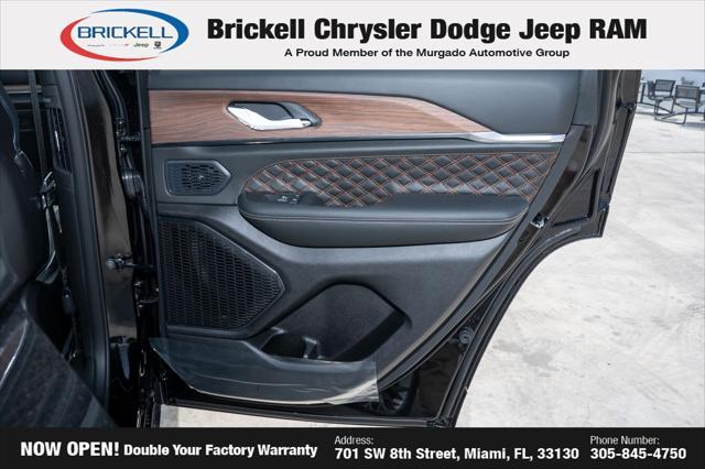 new 2025 Jeep Grand Cherokee car, priced at $51,500