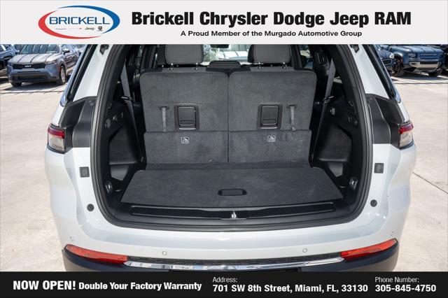 new 2025 Jeep Grand Cherokee L car, priced at $30,179