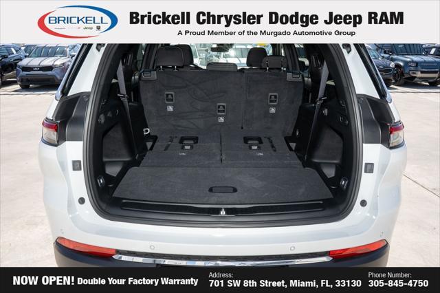 new 2025 Jeep Grand Cherokee L car, priced at $30,179
