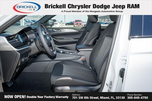 new 2025 Jeep Grand Cherokee L car, priced at $30,179