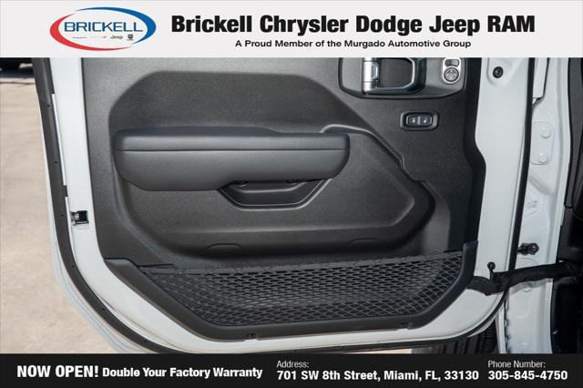 new 2025 Jeep Wrangler car, priced at $46,335