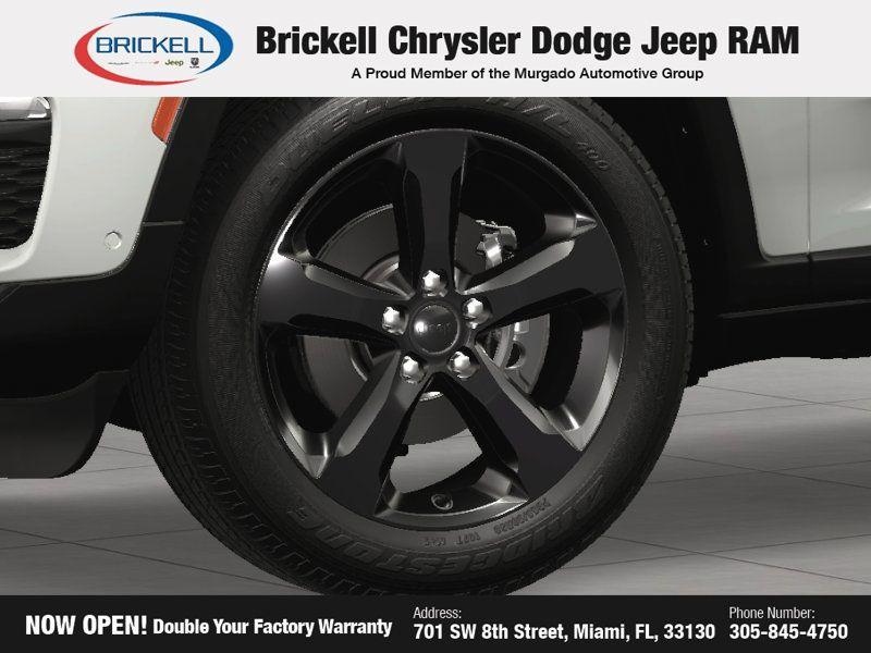 new 2025 Jeep Grand Cherokee car, priced at $42,095