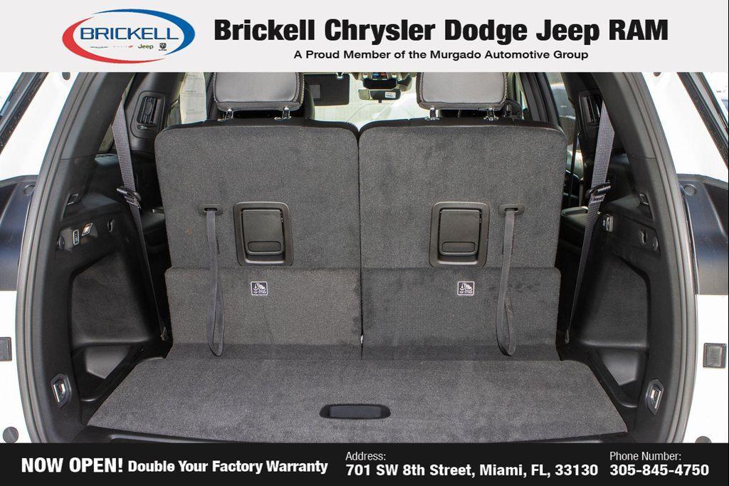 new 2025 Jeep Grand Cherokee L car, priced at $40,172