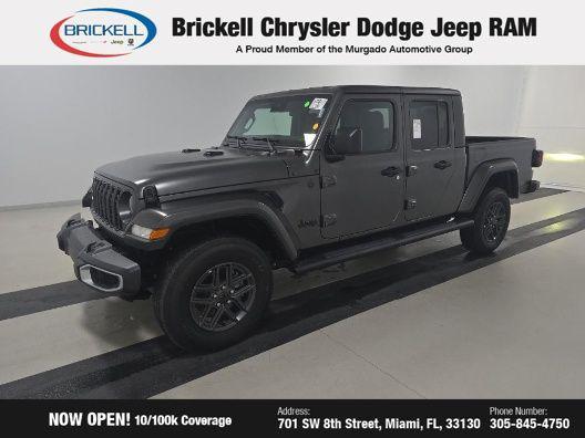 used 2024 Jeep Gladiator car, priced at $35,600