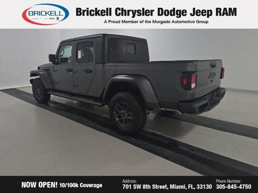 used 2024 Jeep Gladiator car, priced at $35,600