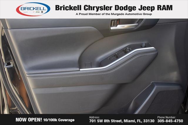 used 2023 Toyota Highlander car, priced at $25,999
