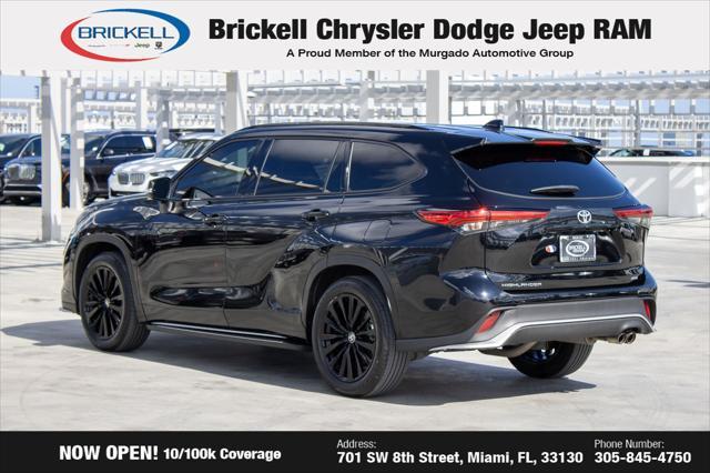 used 2023 Toyota Highlander car, priced at $25,999