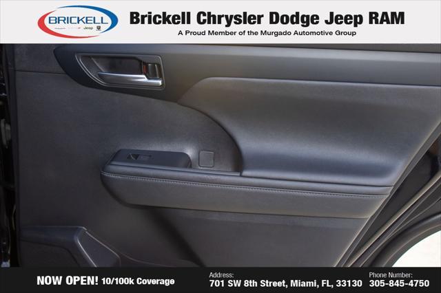 used 2023 Toyota Highlander car, priced at $25,999