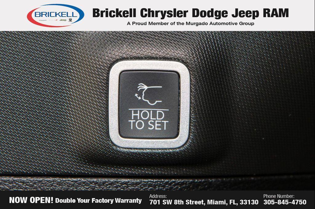 new 2025 Jeep Grand Cherokee car, priced at $46,583