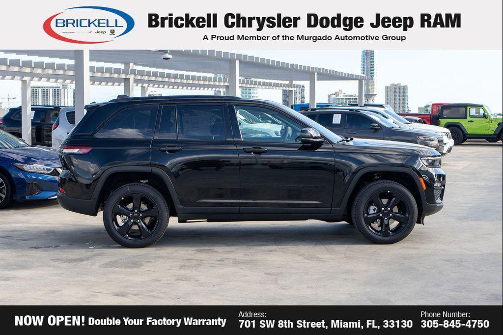 new 2025 Jeep Grand Cherokee car, priced at $46,583