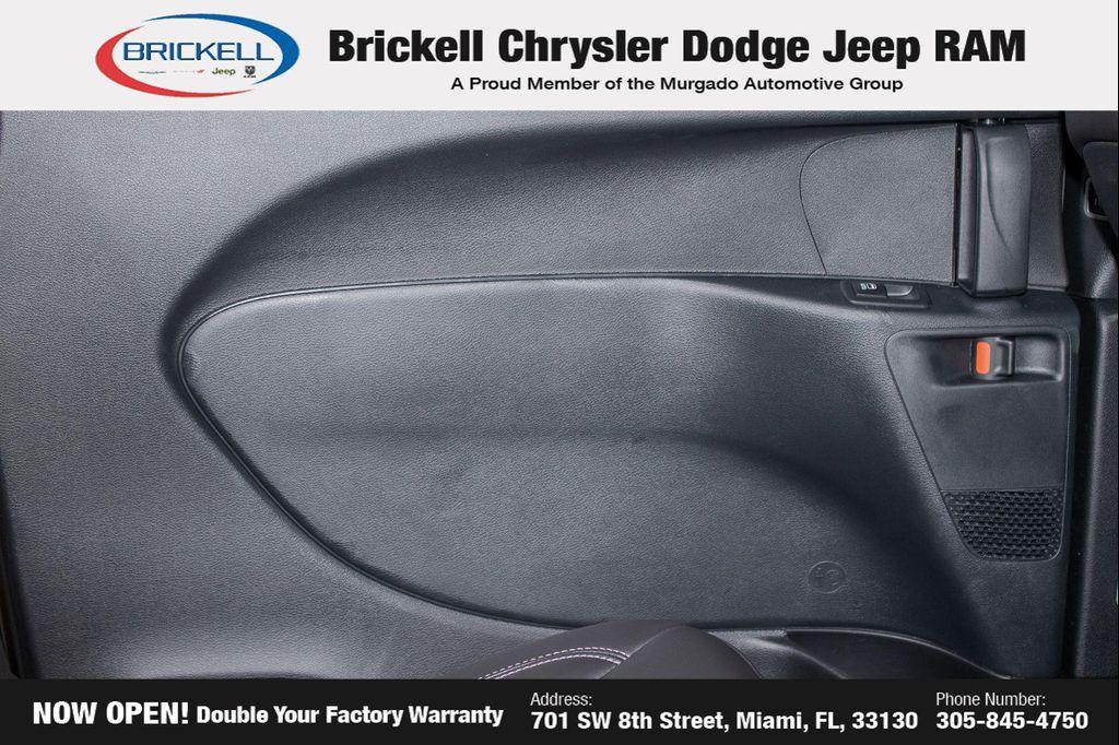 new 2025 Chrysler Pacifica car, priced at $37,927