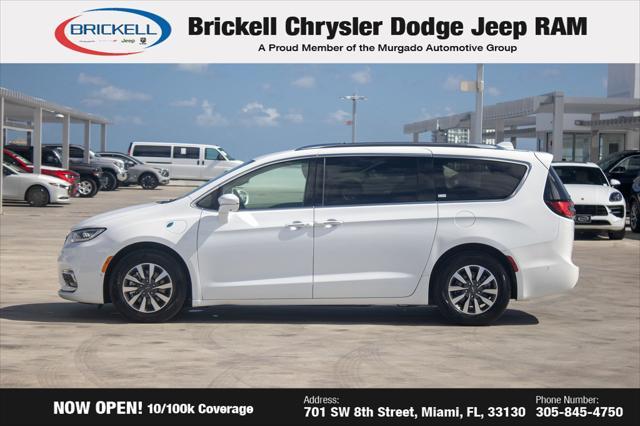 used 2021 Chrysler Pacifica Hybrid car, priced at $21,652