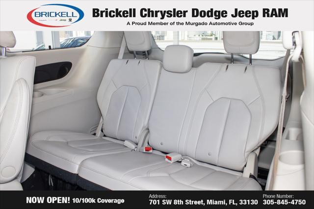 used 2021 Chrysler Pacifica Hybrid car, priced at $21,652