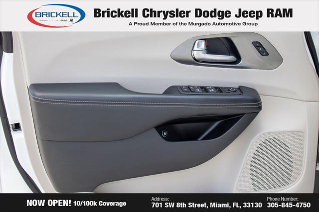 used 2021 Chrysler Pacifica Hybrid car, priced at $21,652