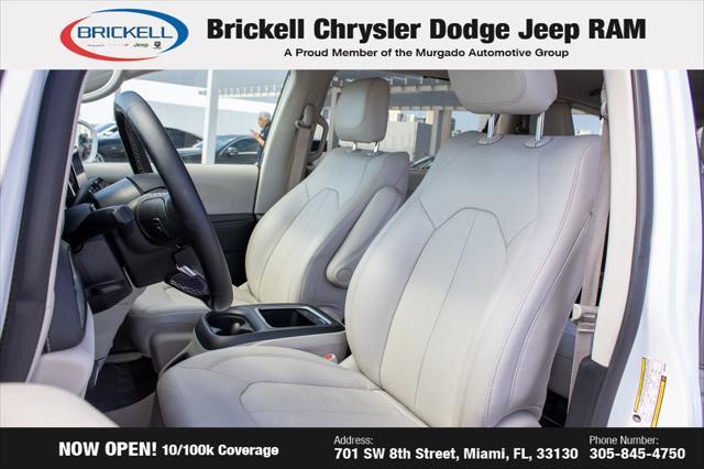 used 2021 Chrysler Pacifica Hybrid car, priced at $21,652