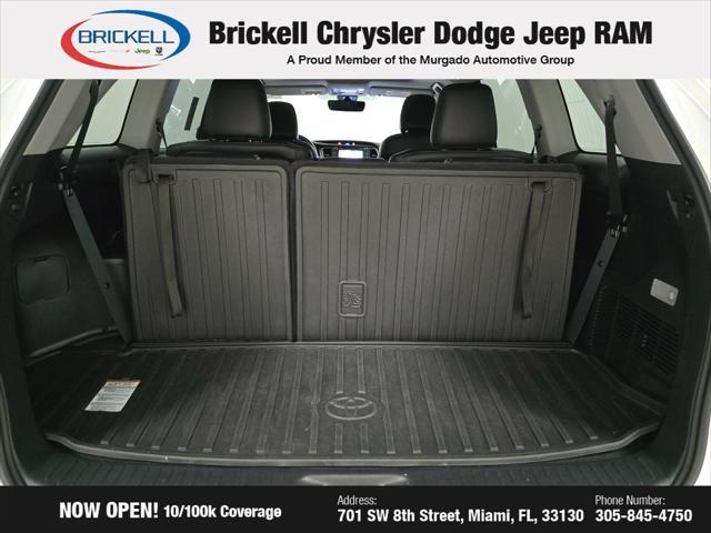 used 2019 Toyota Highlander car, priced at $25,385