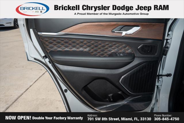 new 2025 Jeep Grand Cherokee car, priced at $55,589