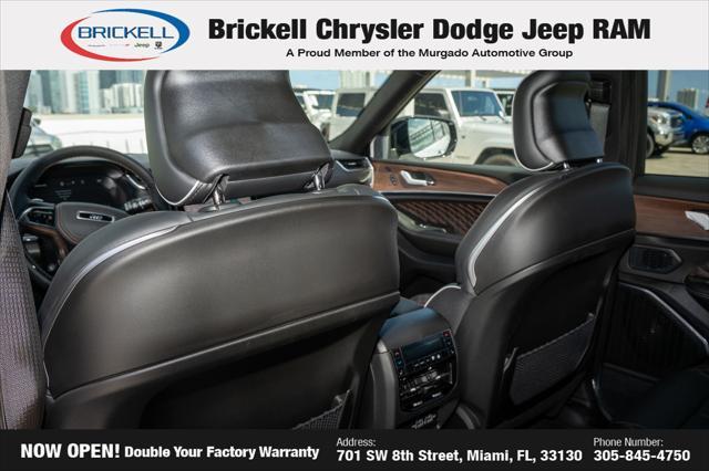 new 2025 Jeep Grand Cherokee car, priced at $55,589