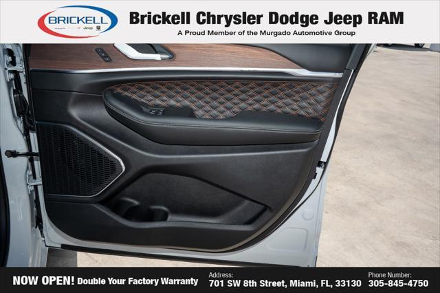 new 2025 Jeep Grand Cherokee car, priced at $55,589