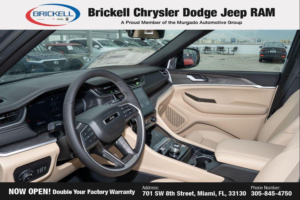 new 2025 Jeep Grand Cherokee car, priced at $42,541
