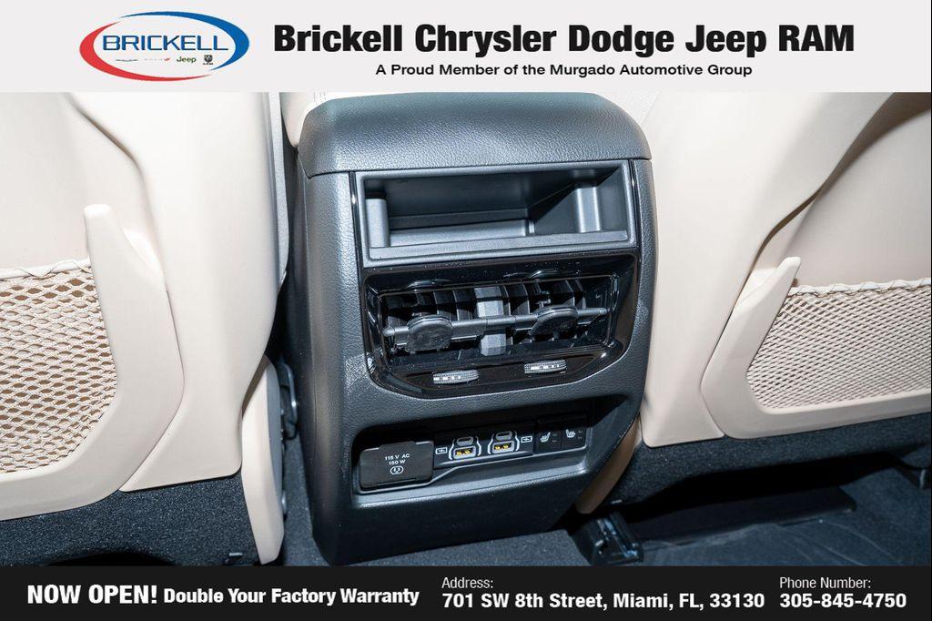 new 2025 Jeep Grand Cherokee car, priced at $42,541