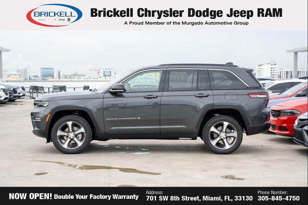 new 2025 Jeep Grand Cherokee car, priced at $42,541