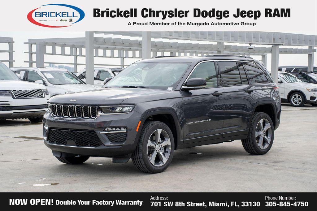 new 2025 Jeep Grand Cherokee car, priced at $42,541
