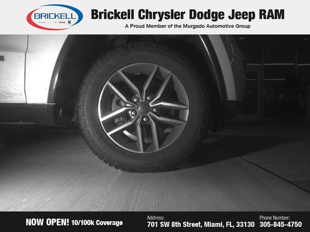 used 2021 Jeep Grand Cherokee car, priced at $25,500