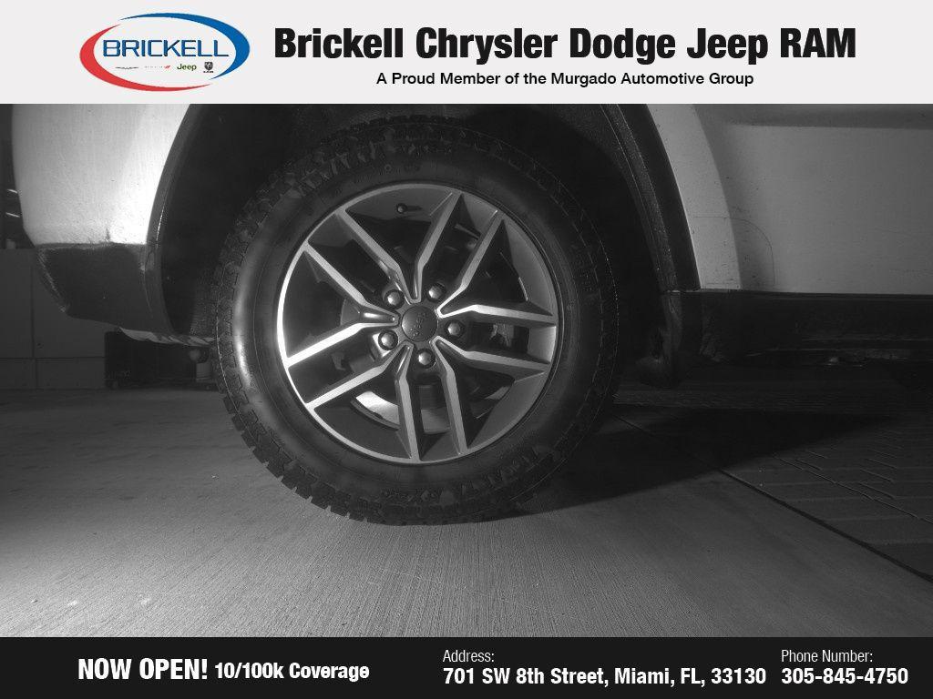 used 2021 Jeep Grand Cherokee car, priced at $25,500