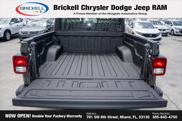 new 2025 Jeep Gladiator car, priced at $41,506