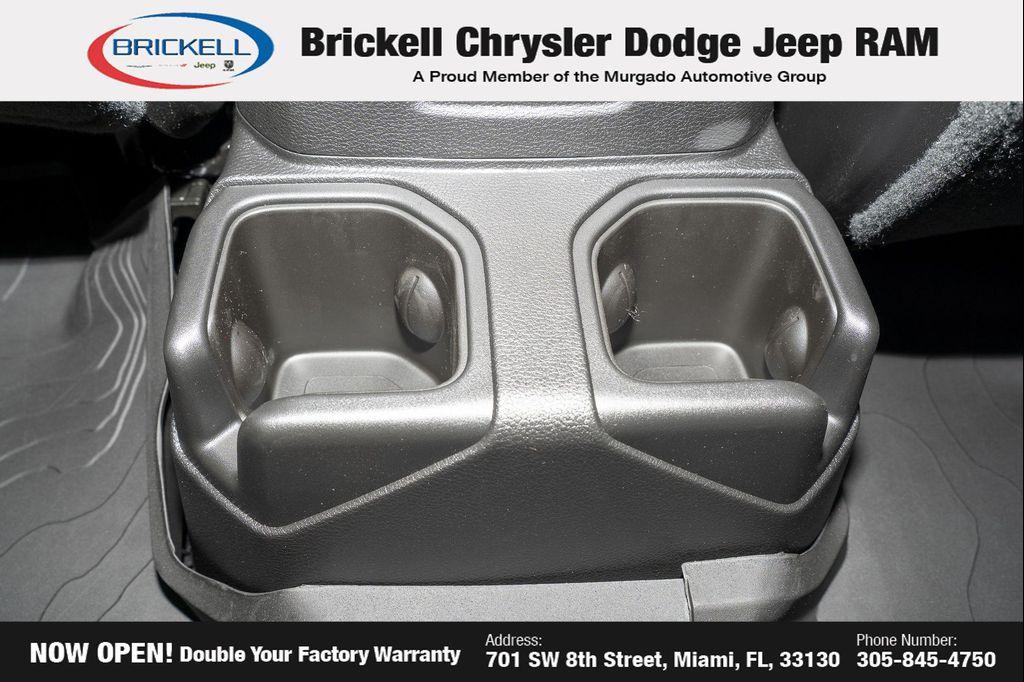 new 2025 Jeep Gladiator car, priced at $40,006