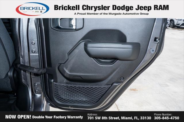 new 2025 Jeep Gladiator car, priced at $41,506