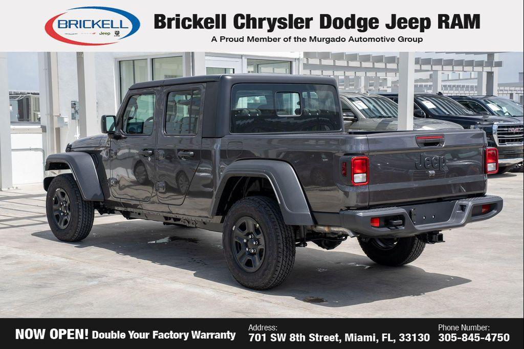 new 2025 Jeep Gladiator car, priced at $40,006