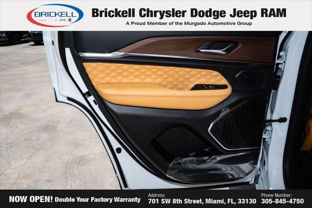 new 2025 Jeep Grand Cherokee car, priced at $51,464