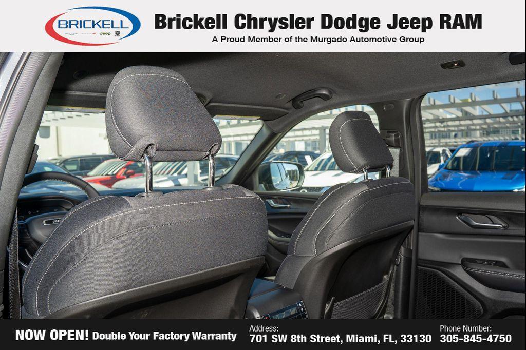 new 2025 Jeep Grand Cherokee L car, priced at $35,989